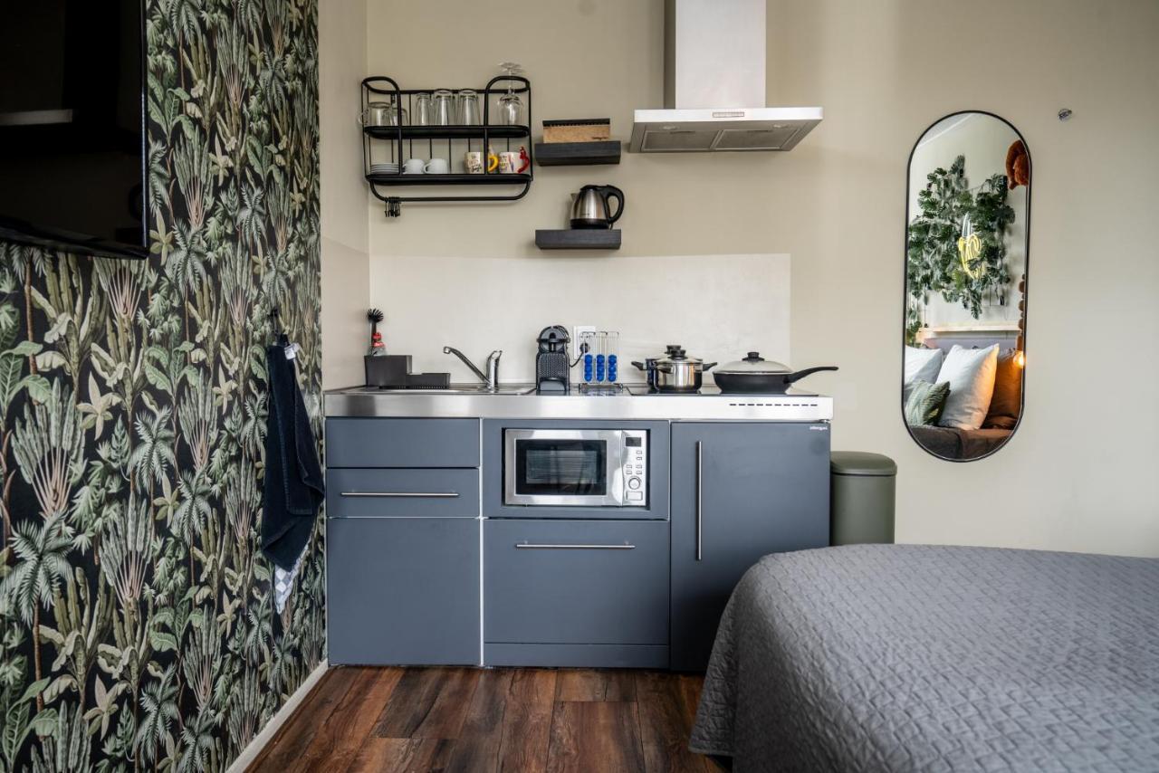 The Jungle - Duo Studio With Kingsize Terrace Groninga Esterno foto